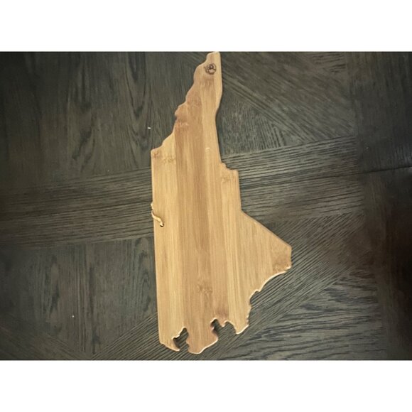 Destination North Carolina Bamboo Cutting & Serving Board - Picture 9 of 9
